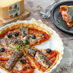 Tarte aux tomates, sardines et Comté